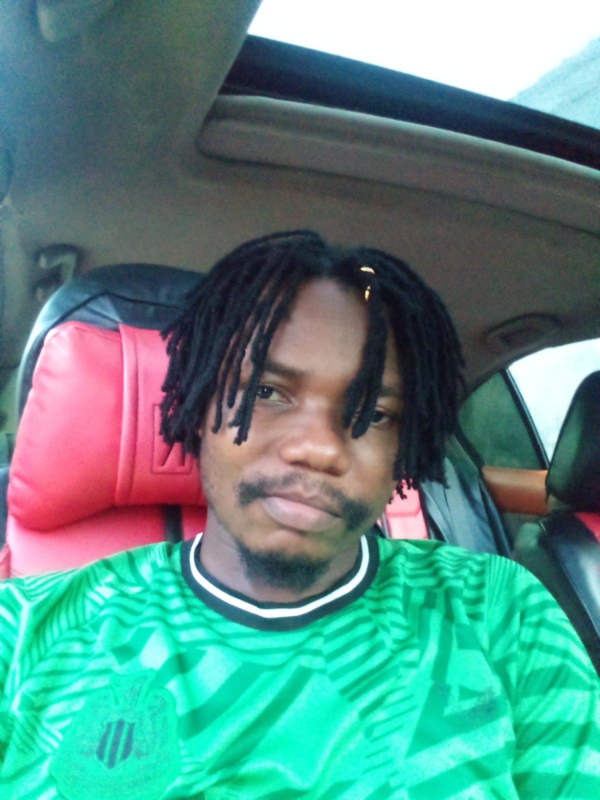 Gentle swag in Ajah, Lagos, Nigeria, Nigeria — photo 2 of 7