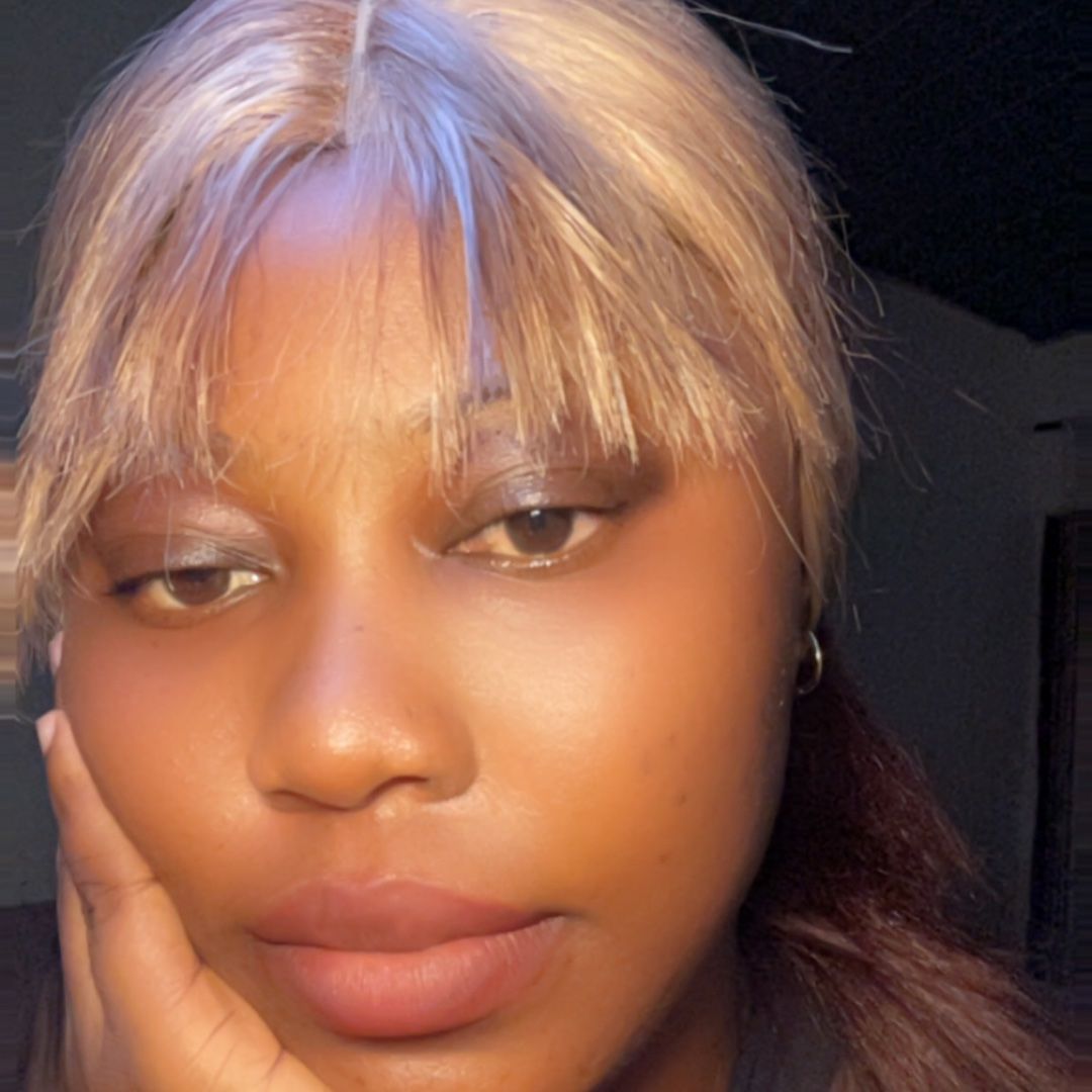 Bloomgal in Warri, Delta, Nigeria, Nigeria — photo 3 of 3