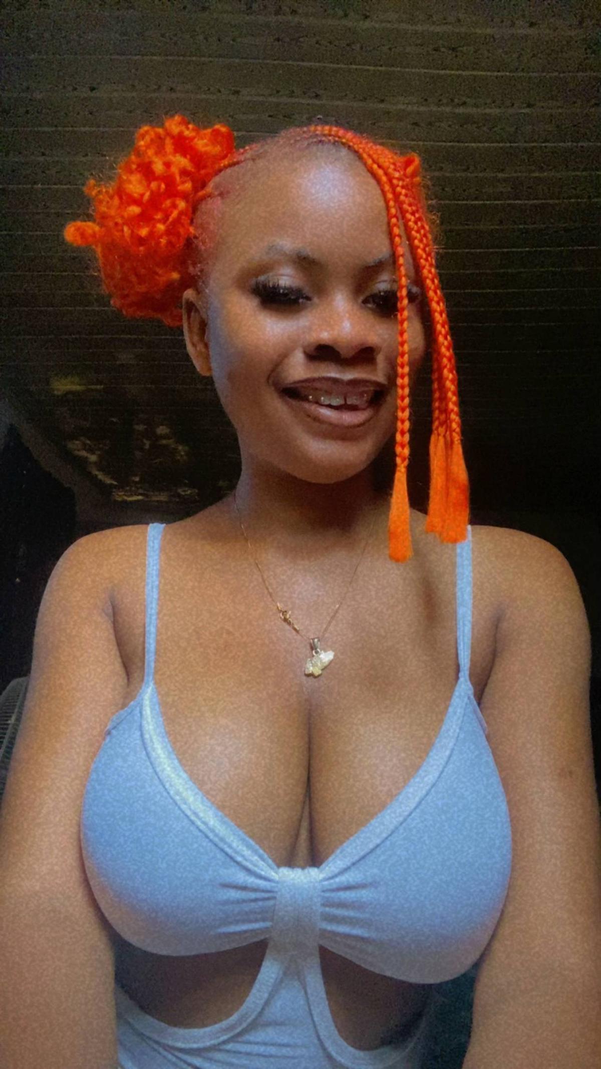 Stephanie bianca in Lekki, Lagos, Nigeria, Nigeria — photo 2 of 6