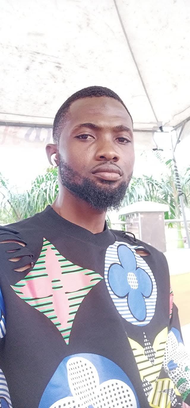 Deress in Ajah, Lagos, Nigeria, Nigeria — photo 2 of 3