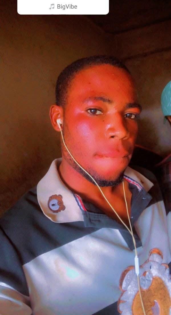 Jacob in Ojota , Lagos, Nigeria, Nigeria — photo 2 of 4