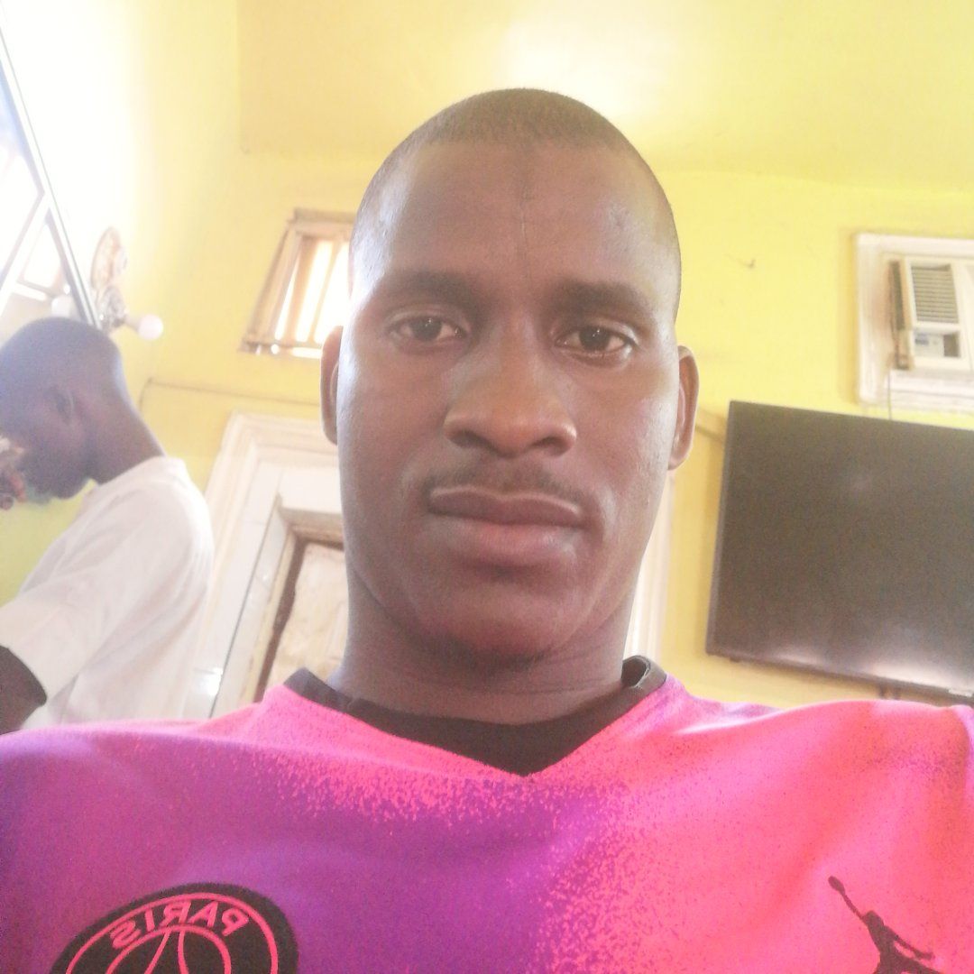 Yusuf in Jalingo, Taraba, Nigeria, Nigeria — photo 4 of 4