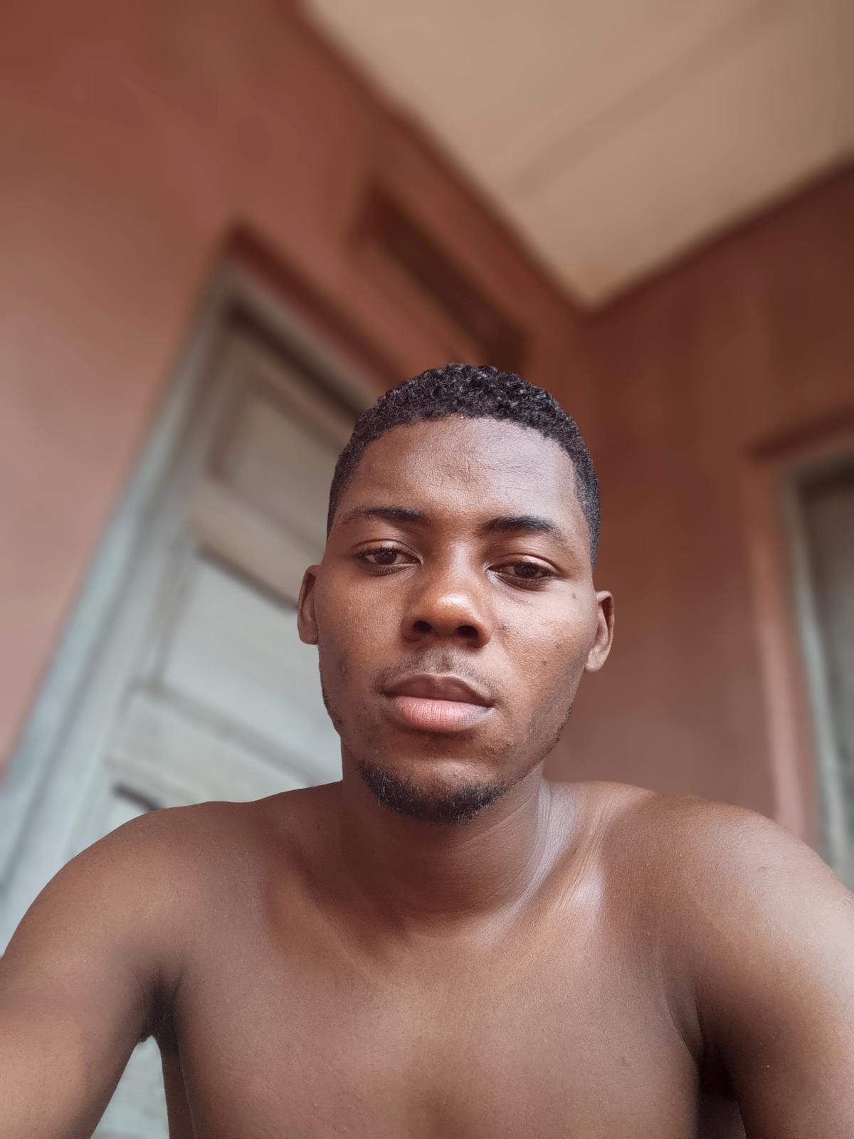 Onyeka19 in Ajah, Lagos, Nigeria, Nigeria — photo 1 of 3