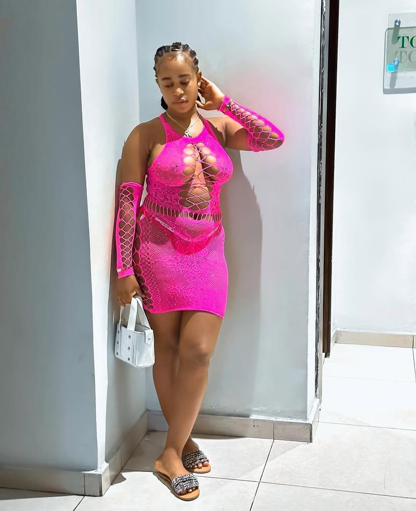 Pretty Queen πΈ π in Victoria Island, Lagos, Nigeria, Nigeria β photo 1 of 2