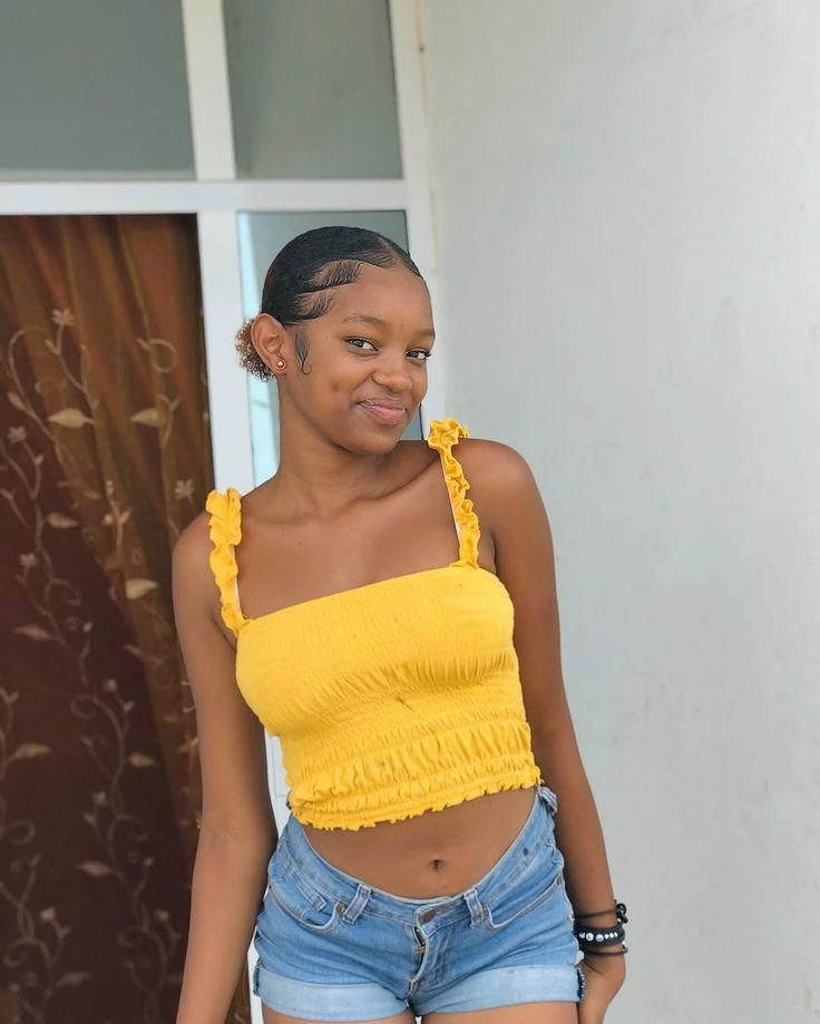 Jenny in Ikeja, Lagos, Nigeria, Nigeria — photo 3 of 4