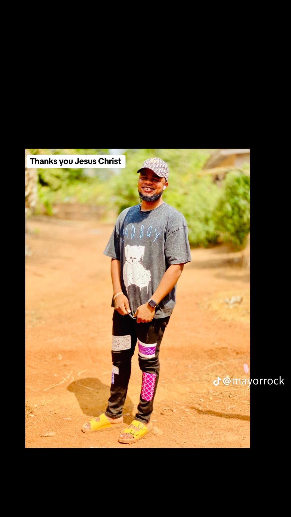 VICTOR in Idemili North, Anambra, Nigeria, Nigeria — photo 3 of 4