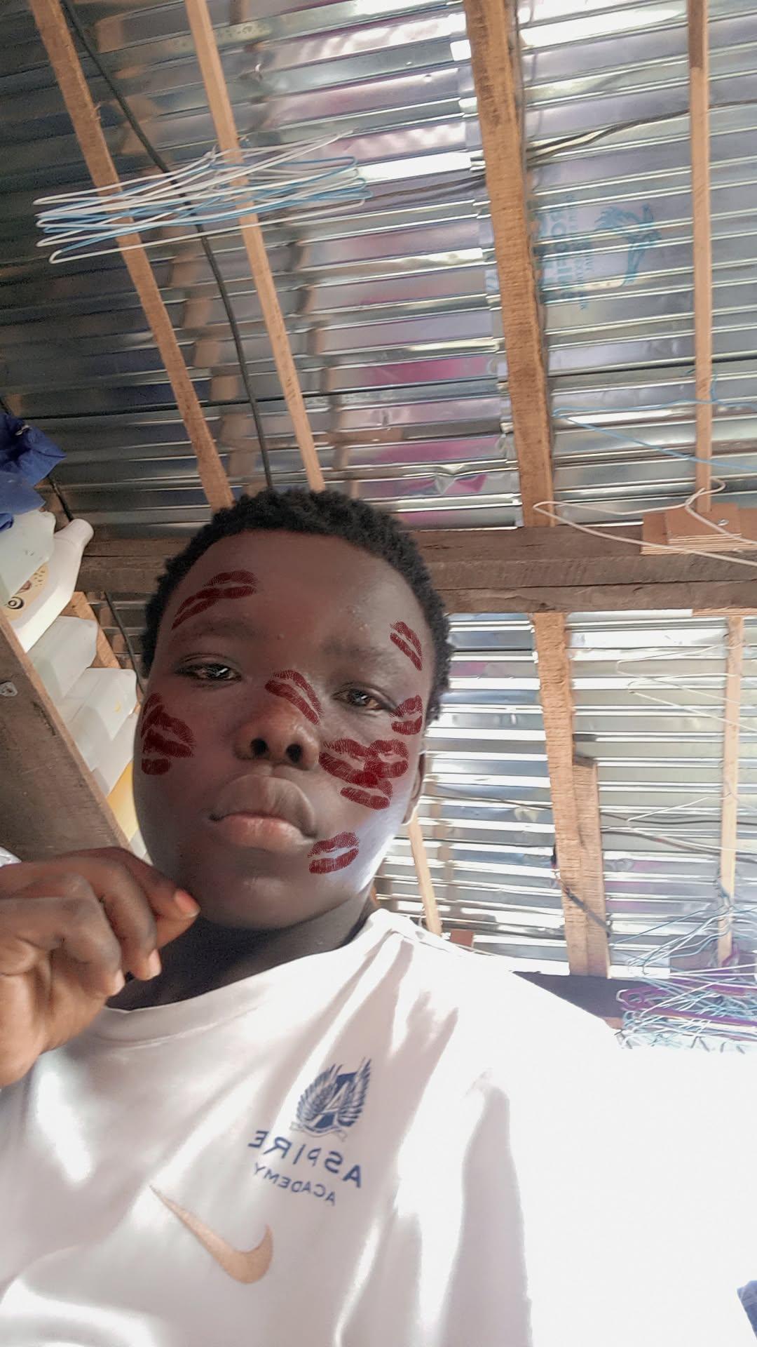 Mujeeb jimoh in Yaba, Lagos, Nigeria, Nigeria — photo 1 of 2