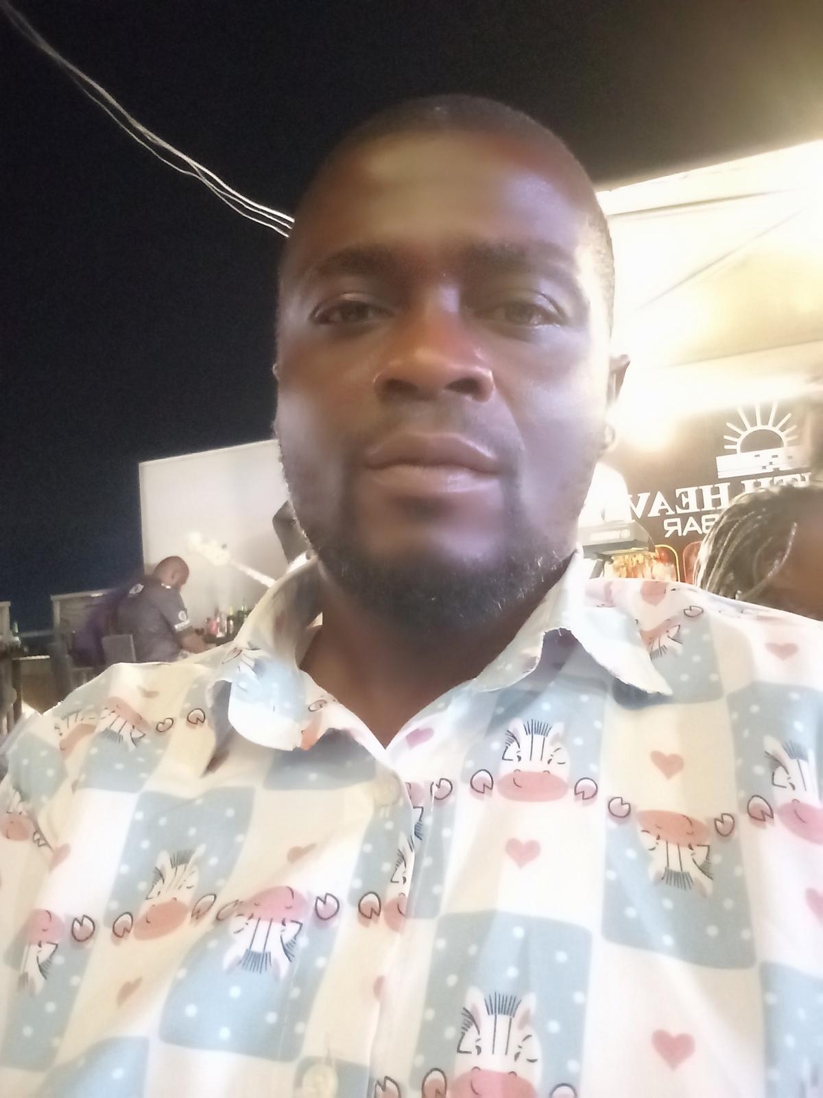 DGUY in Akure South, Ondo, Nigeria, Nigeria — photo 1 of 2