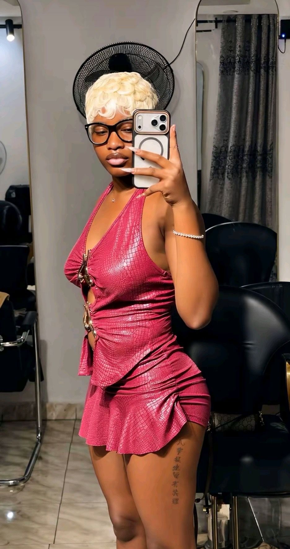 Pretty peky in Lekki, Lagos, Nigeria, Nigeria — photo 3 of 4