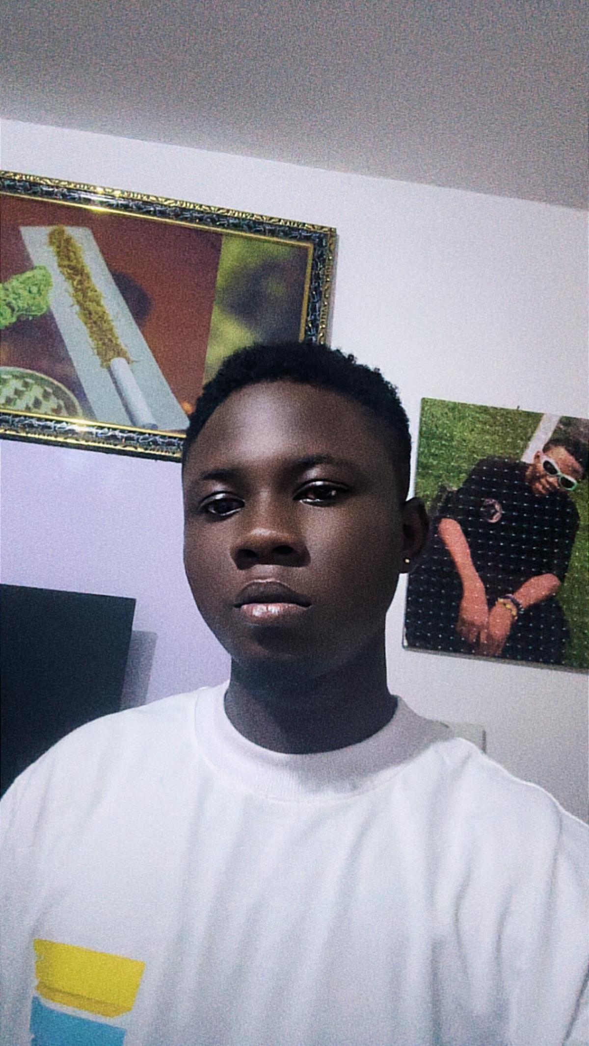 Tobi Escobar in Oshodi Isolo, Lagos, Nigeria, Nigeria — photo 1 of 2