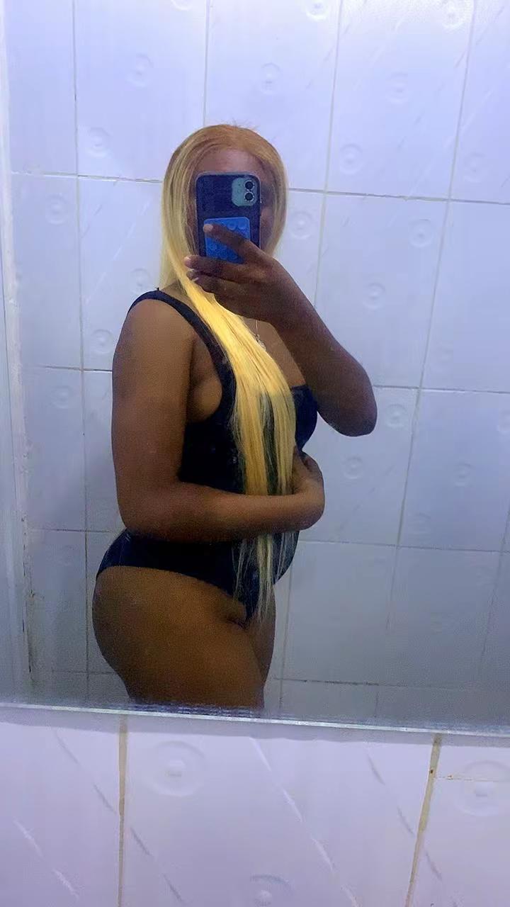 Big-bella in Eti Osa, Lagos, Nigeria, Nigeria — photo 1 of 4