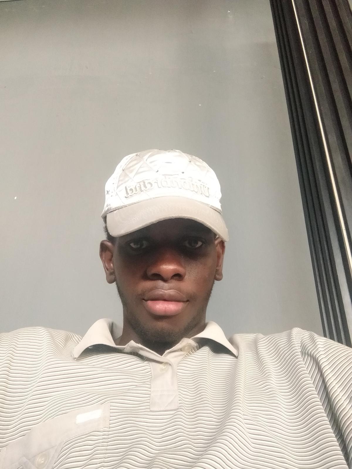 Victor in Port Harcourt , Rivers, Nigeria, Nigeria — photo 1 of 2
